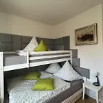 Sweet Cozy Three דירה דרזדן