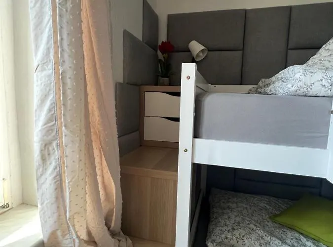 Apartment Sweet Cozy Three